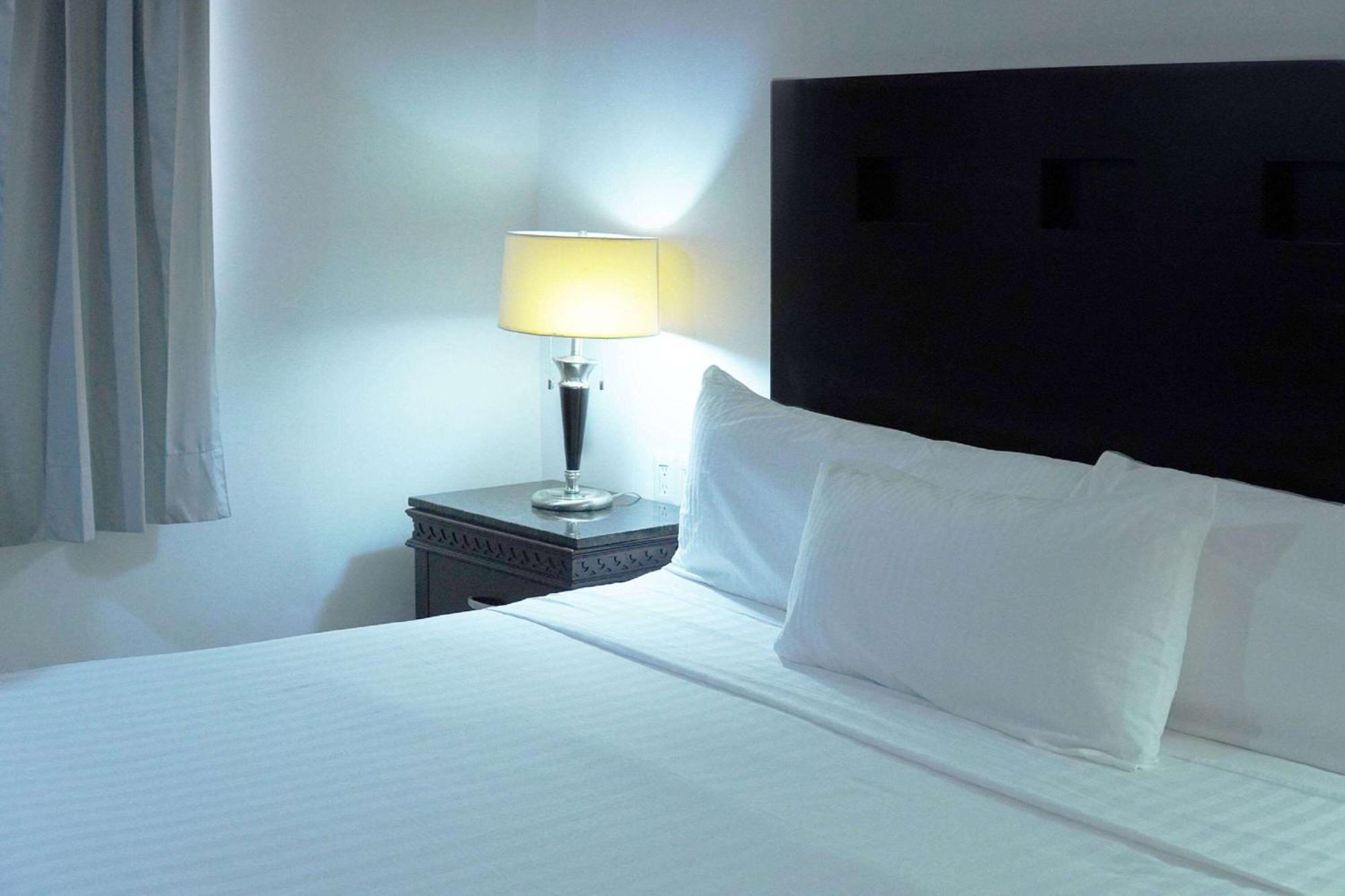 Wyndham Garden Los Mochis Plaza Inn Bagian luar foto