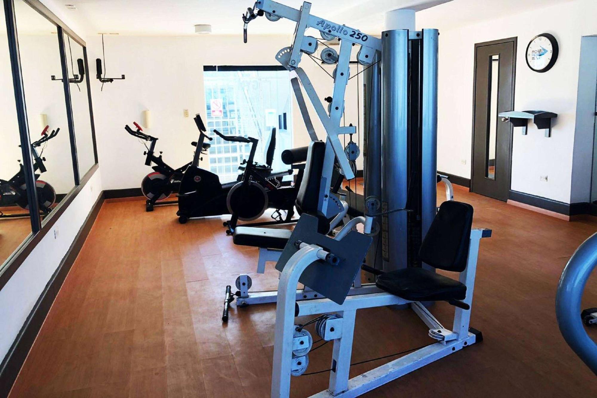 Wyndham Garden Los Mochis Plaza Inn Bagian luar foto